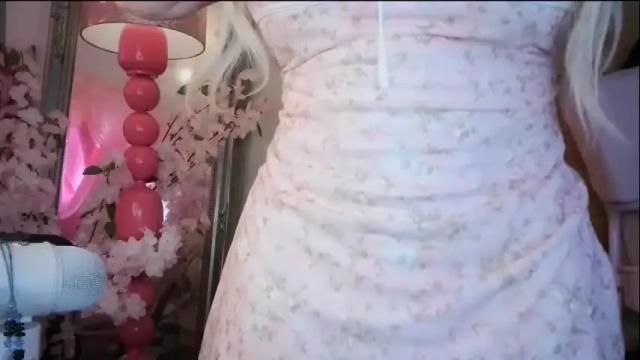 Image 8 of barbieely Stream on Chaturbate on 1 month ago