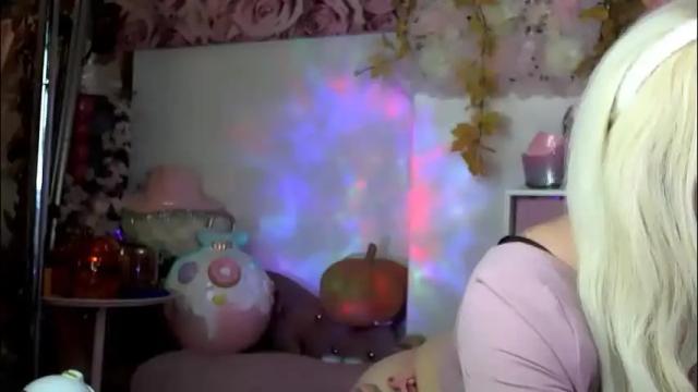 Image 2 of barbieely Stream on Chaturbate on 2 months ago