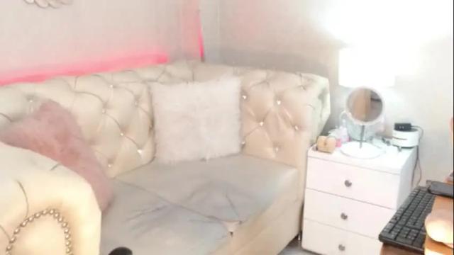 Image 6 of barbiefox_ Stream on Chaturbate on 29 days ago
