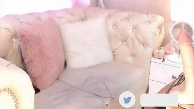 Thumbnail 1, barbiefox_'s Stream at Chaturbate, 2 months ago