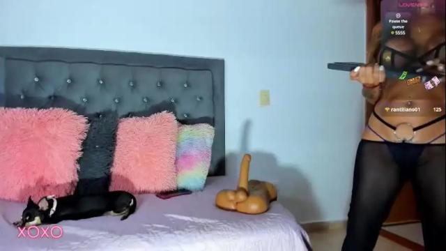 Image 7 of barbiefoxx Stream on Chaturbate on 28 days ago