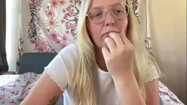 Image 4 of barbiegirl966 Stream on Chaturbate on 3 months ago
