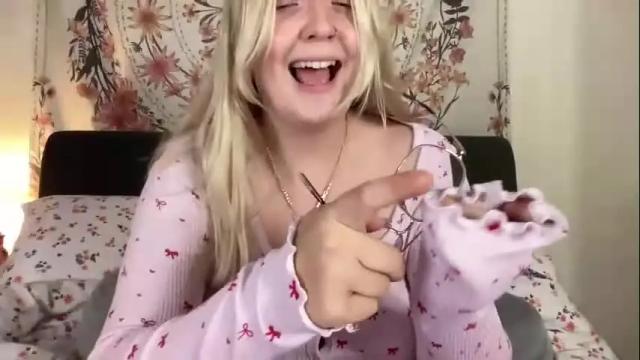 Image 3 of barbiegirl966 Stream on Chaturbate on 3 months ago