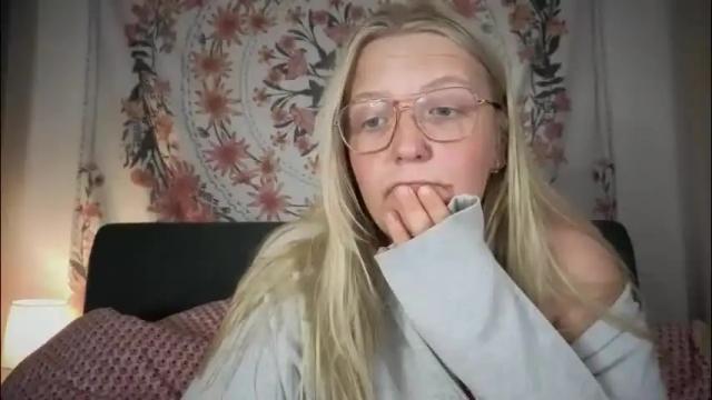 Image 3 of barbiegirl966 Stream on Chaturbate on 2 months ago