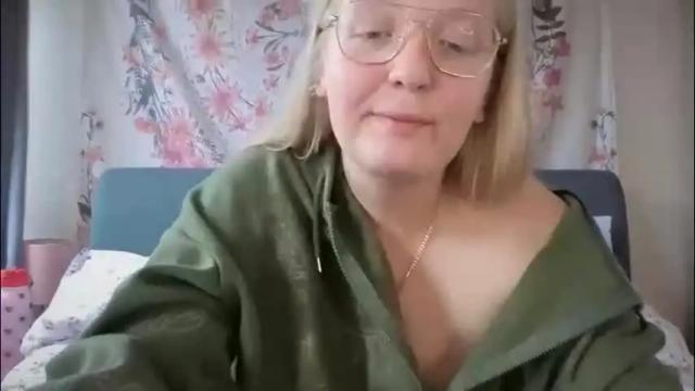 Image 2 of barbiegirl966 Stream on Chaturbate on 2 months ago