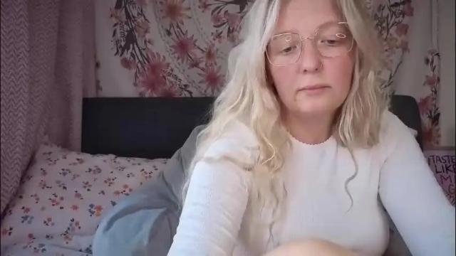 Image 3 of barbiegirl966 Stream on Chaturbate on 1 month ago