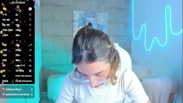 Image 4 of barbiie_scoth Stream on Chaturbate on 2 months ago