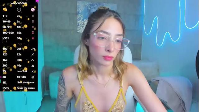 Image 2 of barbiie_scoth Stream on Chaturbate on 2 months ago