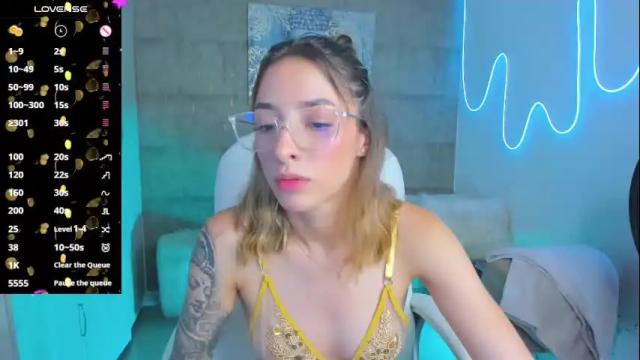 Image 3 of barbiie_scoth Stream on Chaturbate on 2 months ago