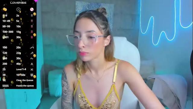 Image 8 of barbiie_scoth Stream on Chaturbate on 2 months ago