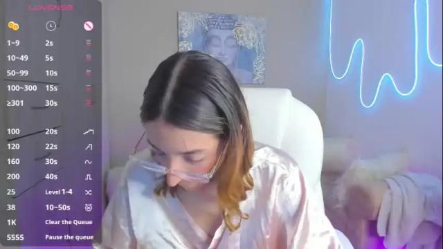 Image 12 of barbiie_scoth Stream on Chaturbate on 1 month ago