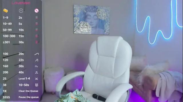 Image 8 of barbiie_scoth Stream on Chaturbate on 1 month ago