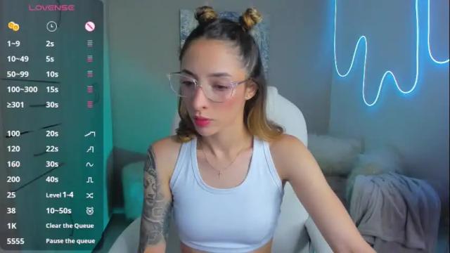 Image 3 of barbiie_scoth Stream on Chaturbate on 1 month ago