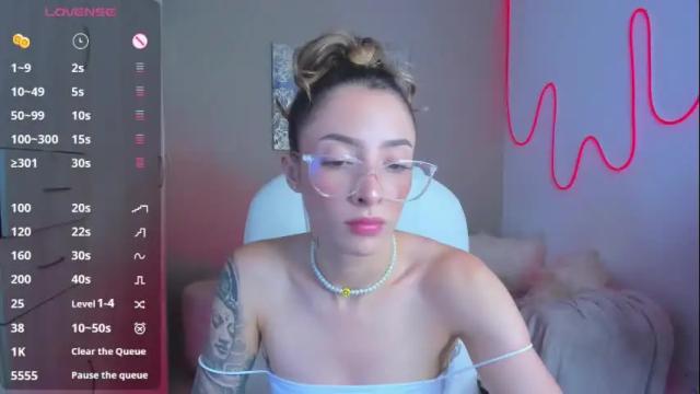 Image 12 of barbiie_scoth Stream on Chaturbate on 1 month ago