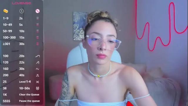 Image 8 of barbiie_scoth Stream on Chaturbate on 1 month ago