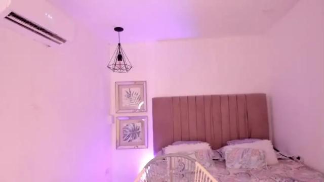Image 3 of barbra_smith Stream on Chaturbate on 24 months ago