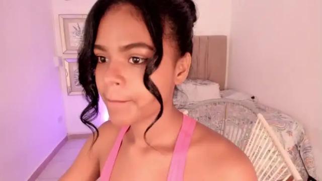 Image 6 of barbra_smith Stream on Chaturbate on 24 months ago