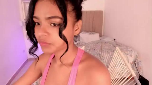 Image 8 of barbra_smith Stream on Chaturbate on 24 months ago