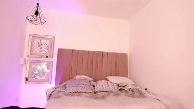 Image 11 of barbra_smith Stream on Chaturbate on 24 months ago