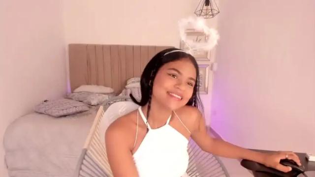 Image 7 of barbra_smith Stream on Chaturbate on 24 months ago