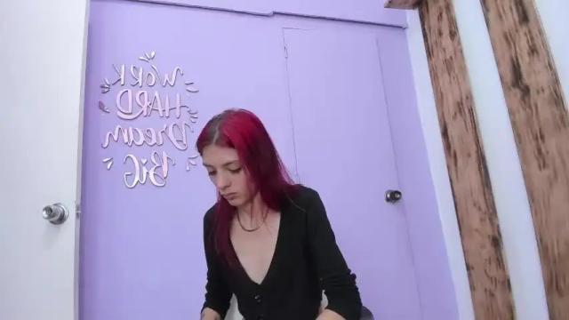 Image 11 of barby_jonness Stream on Chaturbate on 16 months ago