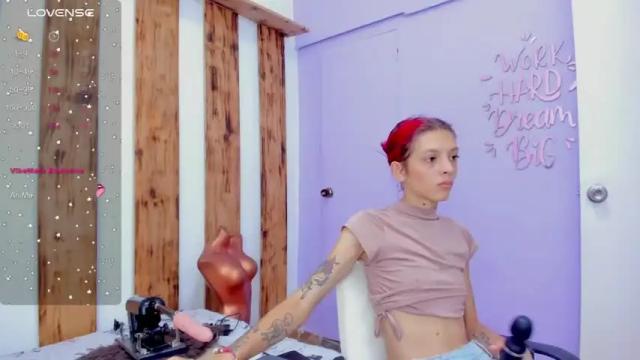 Image 11 of barby_jonness Stream on Chaturbate on 15 months ago