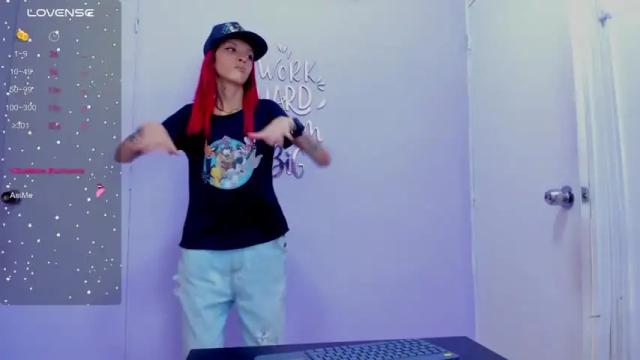 Image 12 of barby_jonness Stream on Chaturbate on 15 months ago