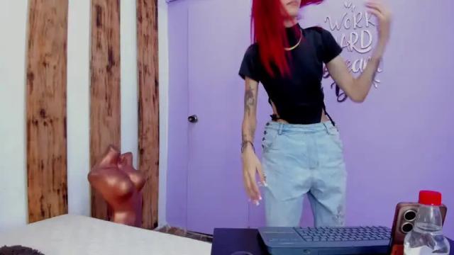 Image 12 of barby_jonness Stream on Chaturbate on 14 months ago