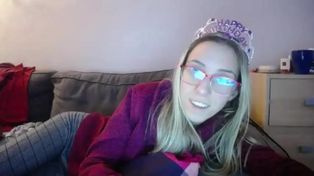 Thumbnail 2, barelylegalblondy's Stream at Chaturbate, 13 months ago