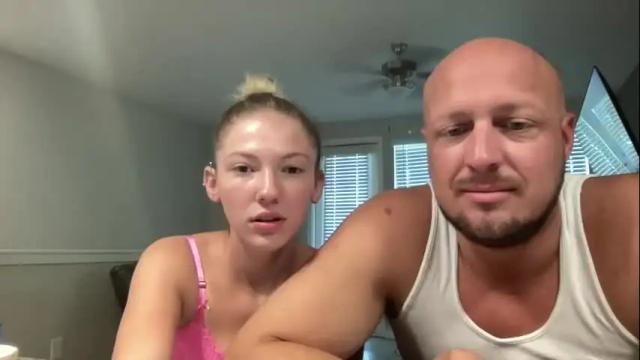 Image 3 of barleylegalslut00 Stream on Chaturbate on 19 months ago