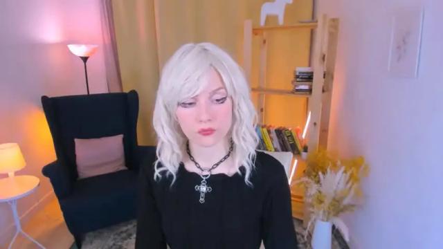 Image 3 of bat_laughing_bat Stream on Chaturbate on 16 months ago
