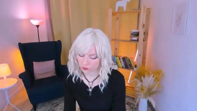 Image 4 of bat_laughing_bat Stream on Chaturbate on 16 months ago