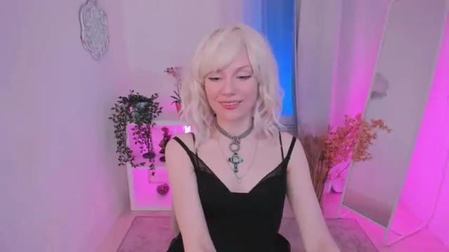 Image 12 of bat_laughing_bat Stream on Chaturbate on 15 months ago