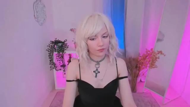Image 6 of bat_laughing_bat Stream on Chaturbate on 15 months ago