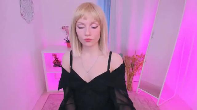 Thumbnail 2, bat_laughing_bat's Stream at Chaturbate, 14 months ago
