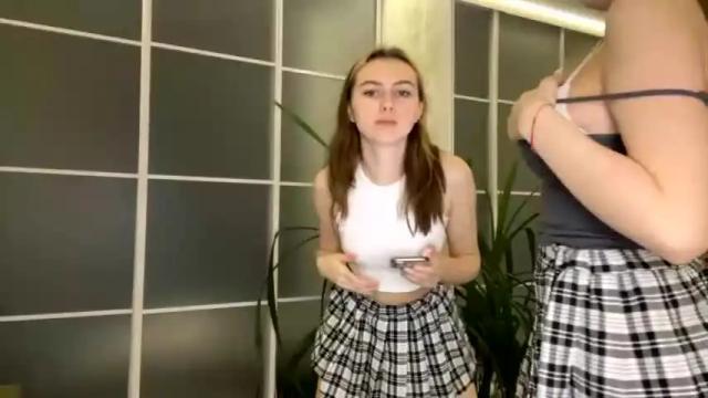 Image 12 of batty_cute Stream on Chaturbate on 14 months ago