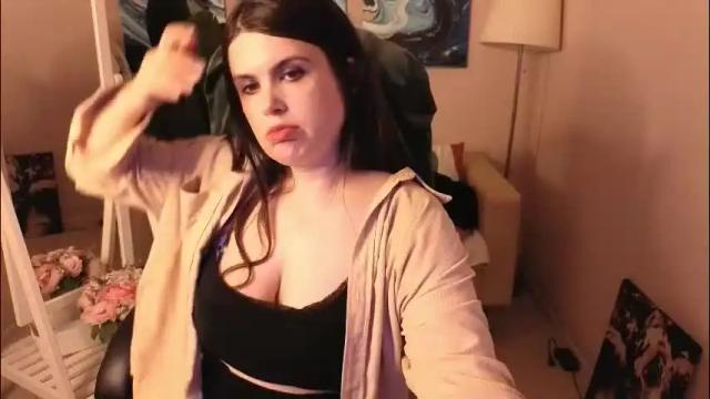 Image 2 of battymoll Stream on Chaturbate on 2 months ago