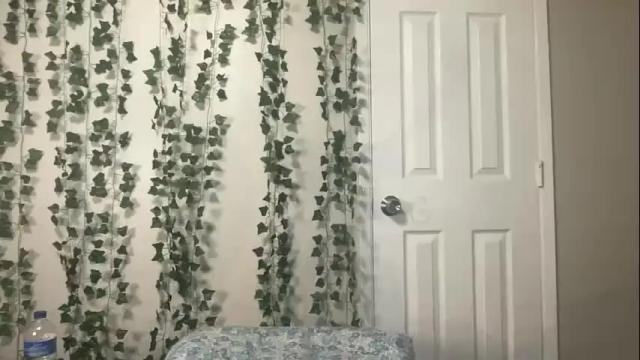 Image 10 of baybeegerrl Stream on Chaturbate on 14 months ago