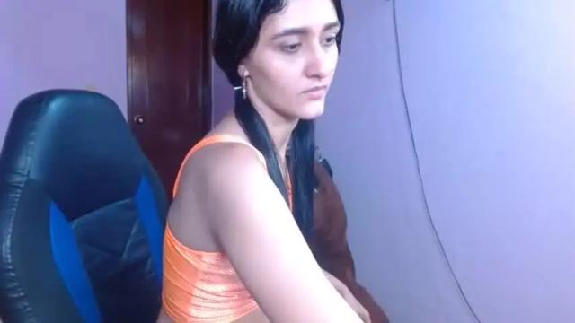 Image 3 of bayolet_skinny Stream on Chaturbate on 17 months ago