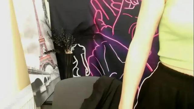 Image 3 of bb_germangirl Stream on Chaturbate on 2 months ago