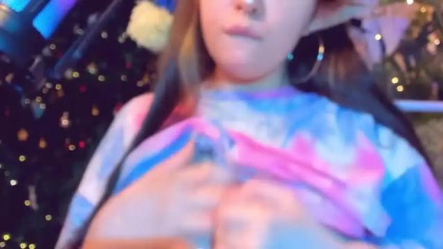 Image 7 of bbbeth_ Stream on Chaturbate on 18 months ago