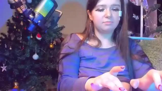 Image 10 of bbbeth_ Stream on Chaturbate on 17 months ago