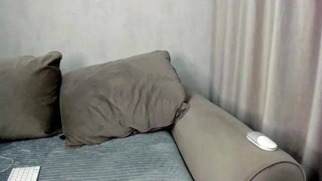 Image 12 of bboobscarol_ Stream on Chaturbate on 20 months ago