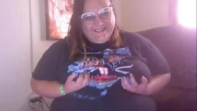 Image 4 of bbwhousewife95 Stream on Chaturbate on 16 months ago