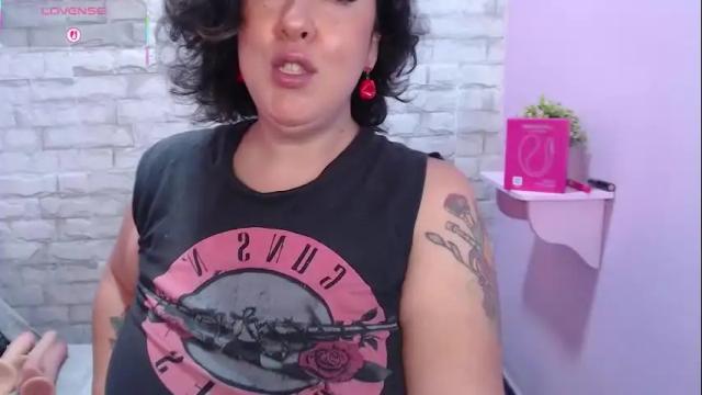 Image 3 of bbwprettydoll Stream on Chaturbate on 1 month ago