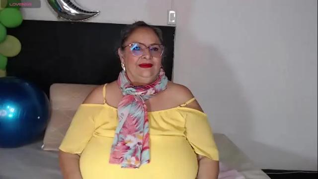 Image 4 of bbwsalome Stream on Chaturbate on 9 days ago
