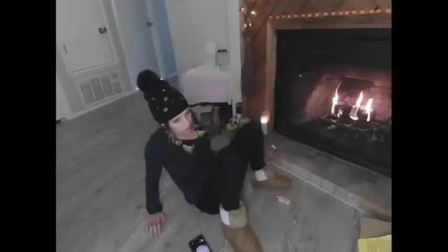 Image 2 of bbyalice18 Stream on Chaturbate on 24 months ago