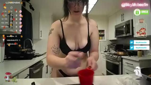Image 12 of bbymcbeefin Stream on Chaturbate on 19 months ago