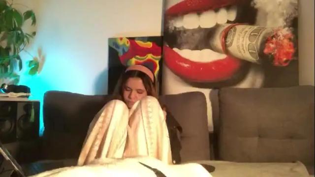 Image 11 of bbystonerfairy Stream on Chaturbate on 1 month ago
