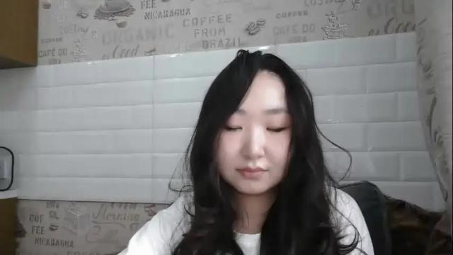 Image 2 of bea_angela Stream on Chaturbate on 1 month ago